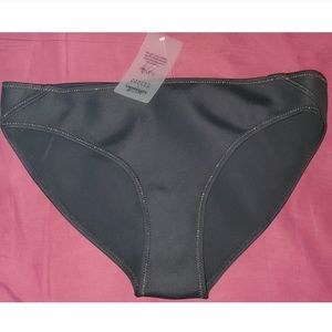 Ashley Graham Swimsuits For All black/gold bottoms